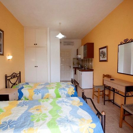 Eleni Apartments Ypsos Dış mekan fotoğraf